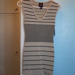 2b Bebe Tan Black Mini Dress Small